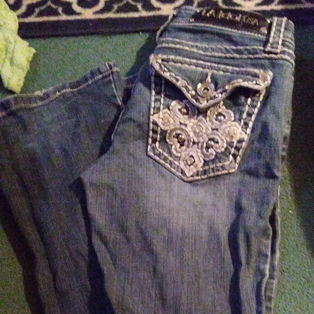 LA idol jeans